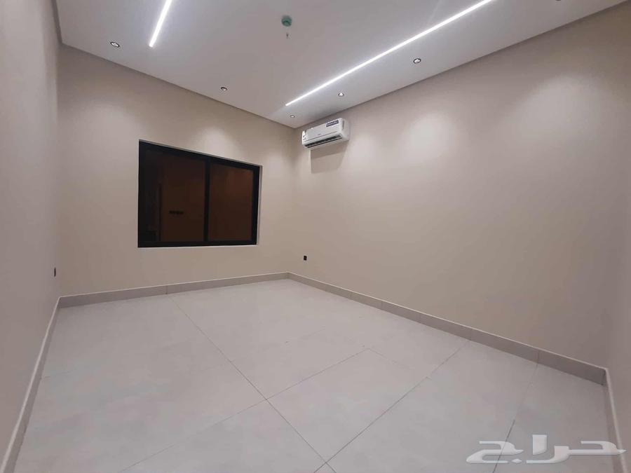 5 bedroom apartment in Al Hamra 12