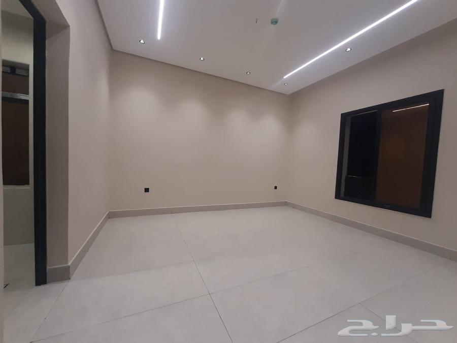 5 bedroom apartment in Al Hamra 19
