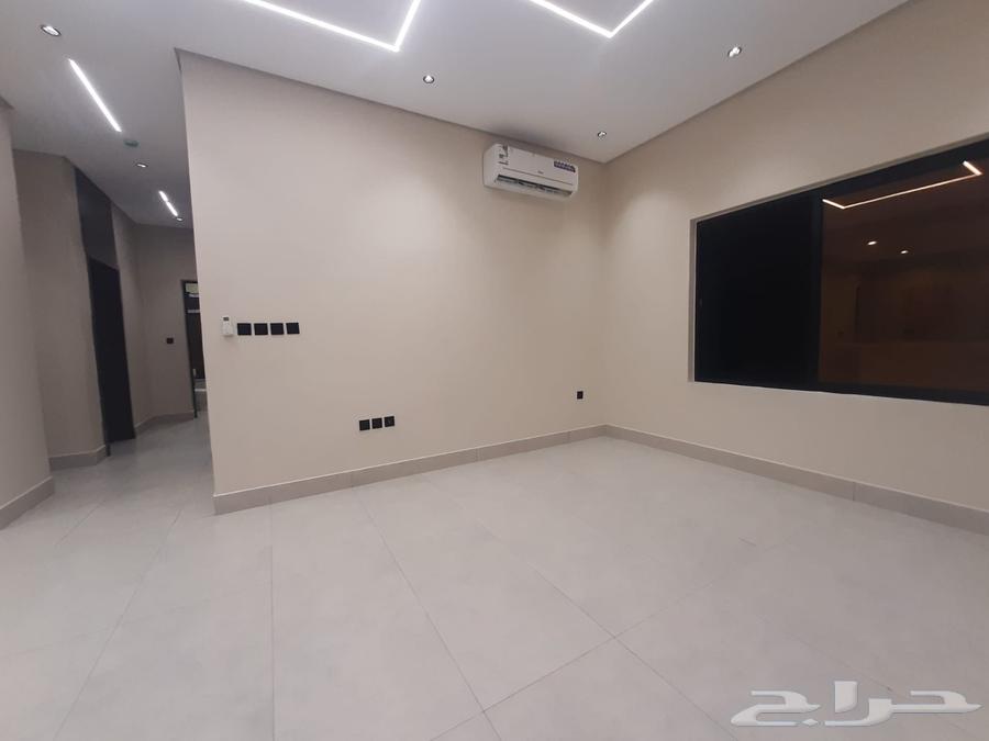 5 bedroom apartment in Al Hamra 23