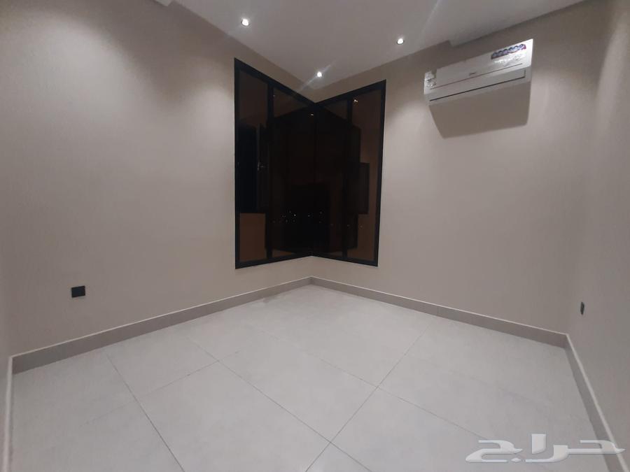 5 bedroom apartment in Al Hamra 6