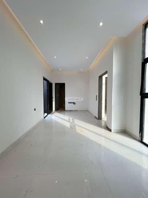 6 bedroom villa in Al Mahdiyyah 3