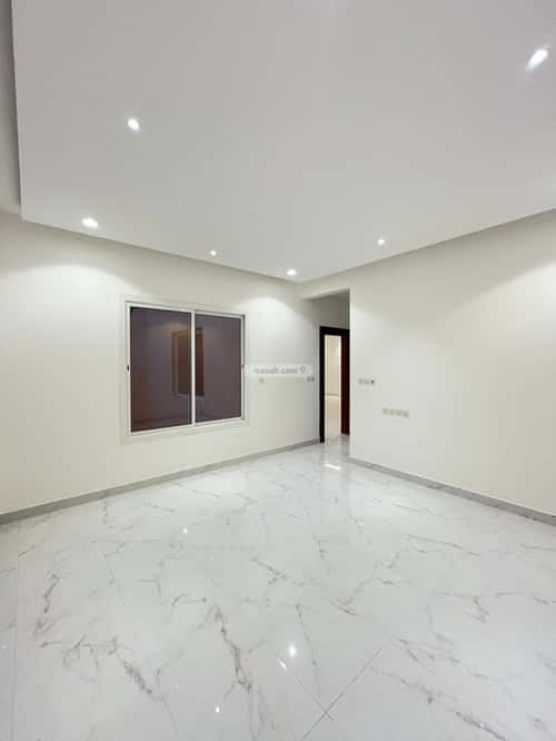 5 bedroom villa in Al Mahdiyyah 3