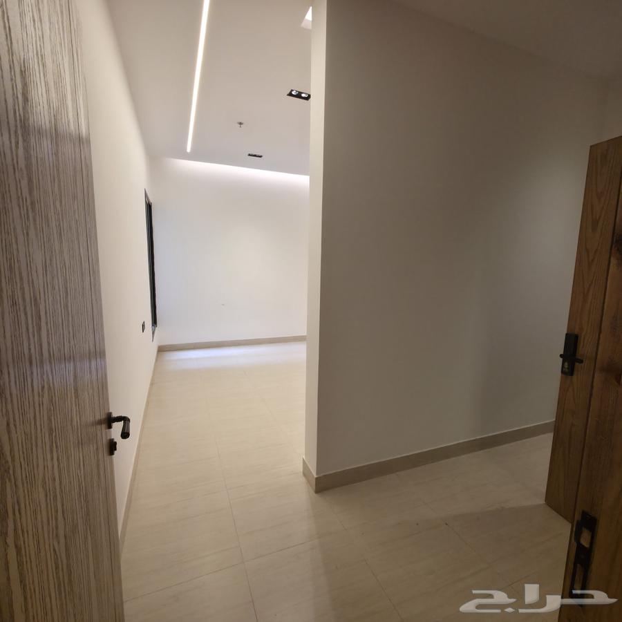 4 bedroom apartment in Muhammed Ibn Saud 3