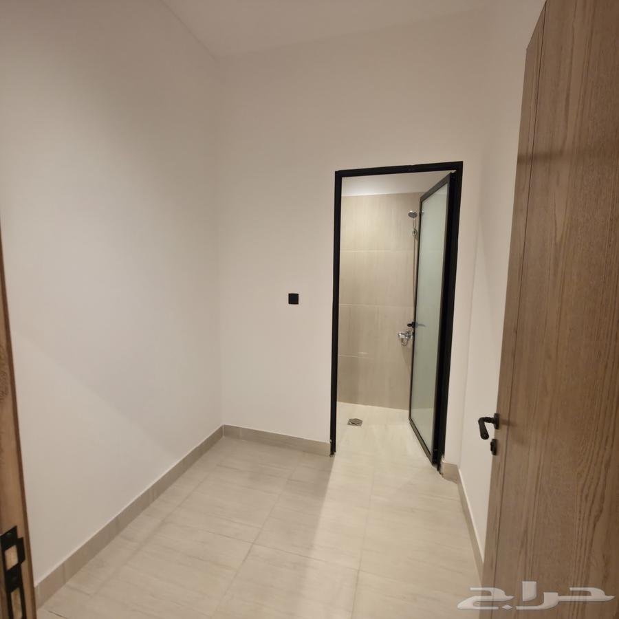 4 bedroom apartment in Muhammed Ibn Saud 5