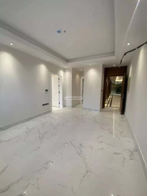 3 bedroom apartment in Granada 6
