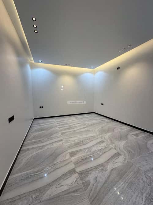5 bedroom floor in Al Janadriyah 11