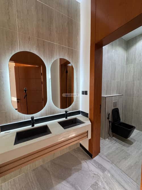 5 bedroom floor in Al Janadriyah 12