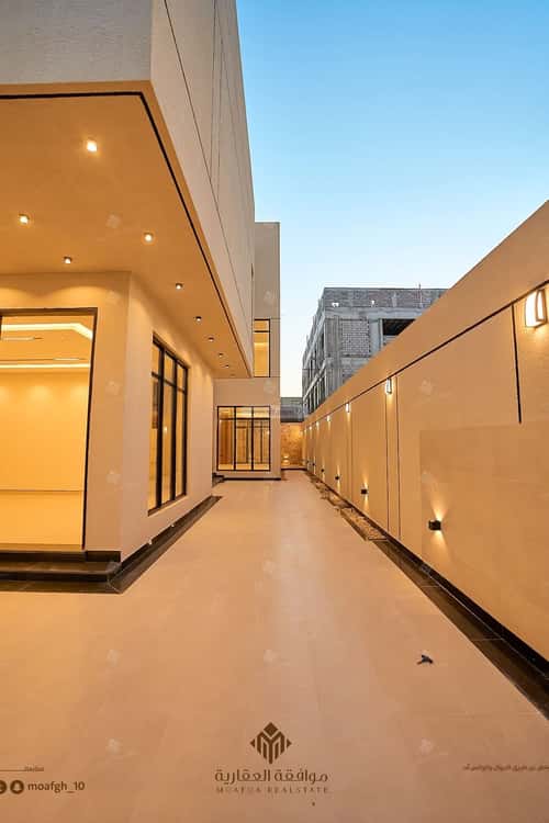 6 bedroom villa in Al Mahdiyyah 2