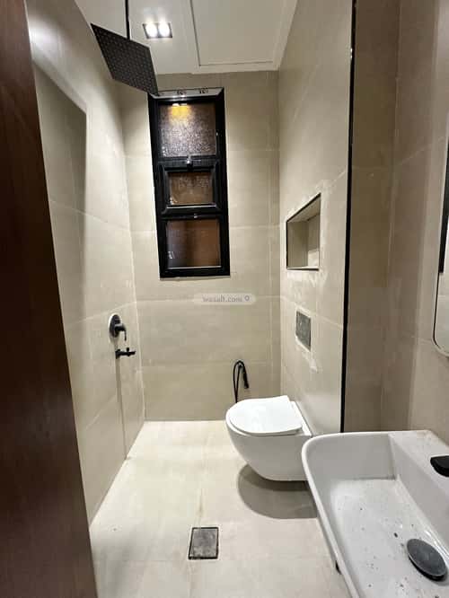 7 bedroom floor in Al Awali 2