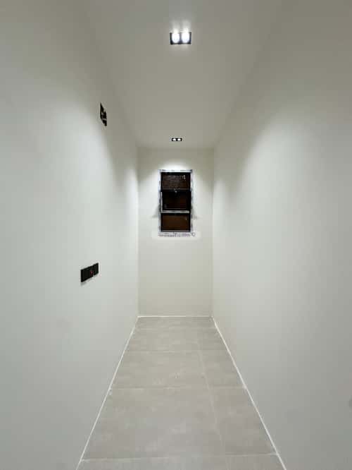 7 bedroom floor in Al Awali 4