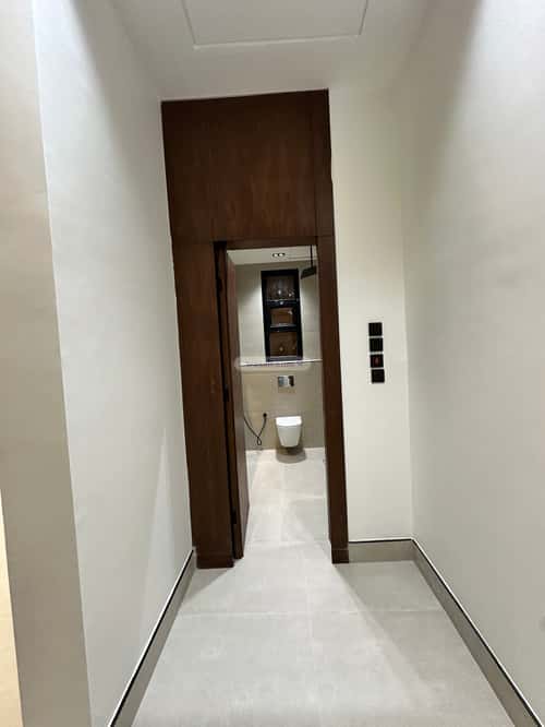 7 bedroom floor in Al Awali 4