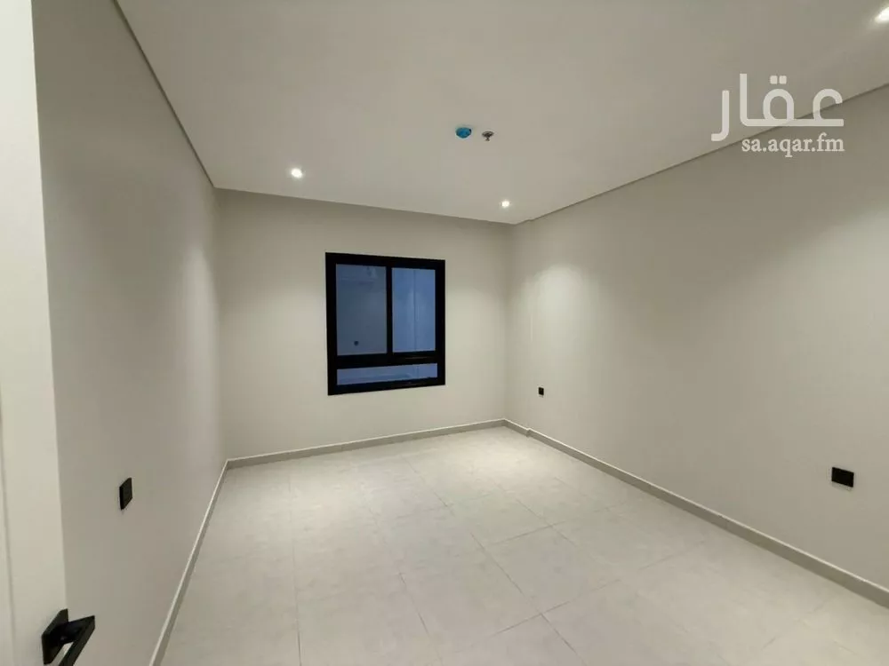 3 bedroom apartment in Al Bahr 5
