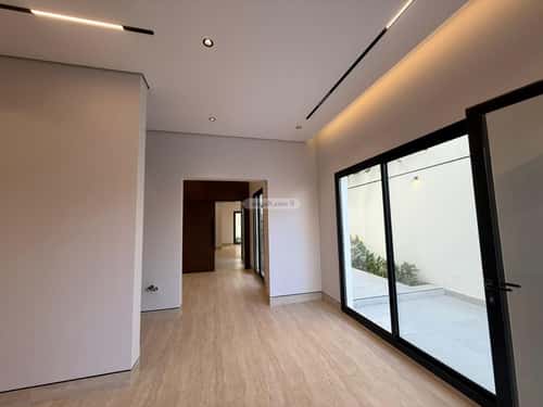 5 bedroom villa in Al Mahdiyyah 12
