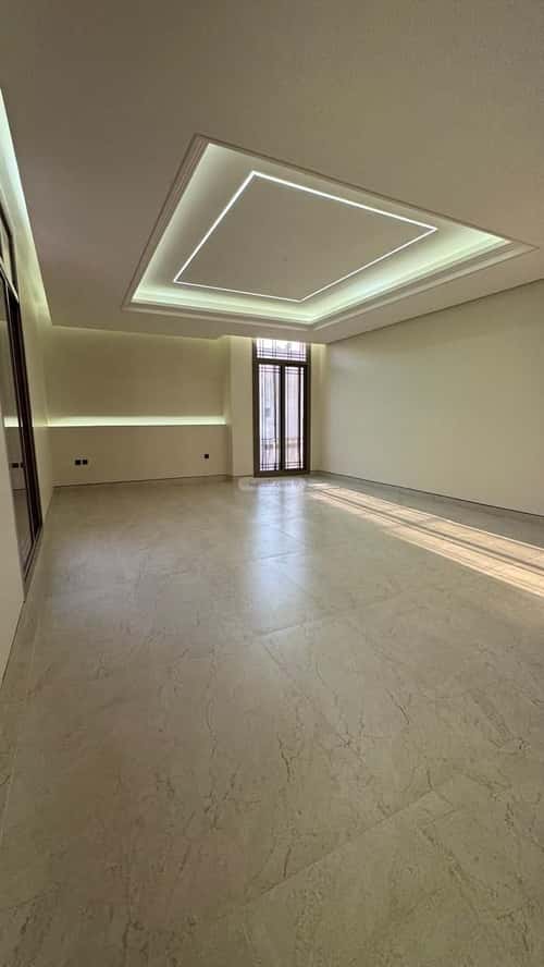 5 bedroom villa in Al Mahdiyyah 4