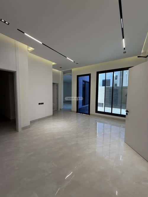 5 bedroom villa in Al Mahdiyyah 1