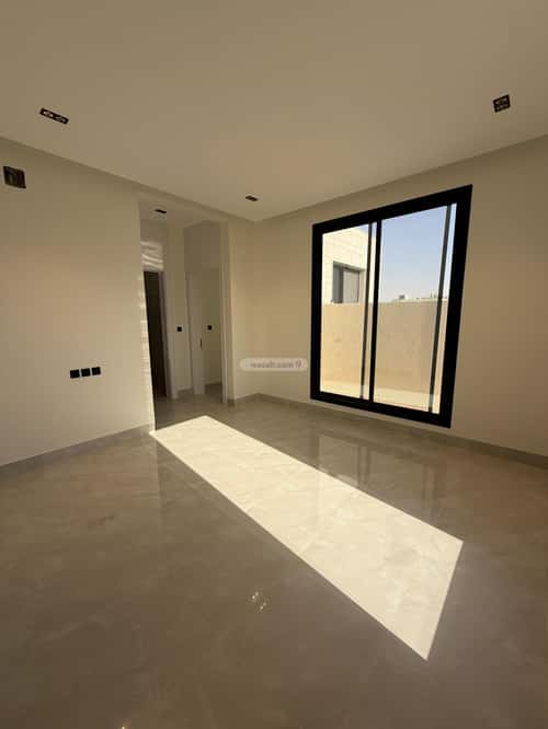 5 bedroom villa in Al Mahdiyyah 16