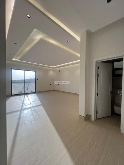 5 bedroom villa in Al Mahdiyyah 2