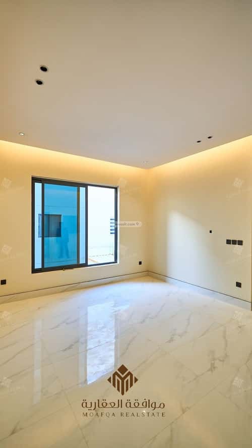 5 bedroom villa in Al Mahdiyyah 2