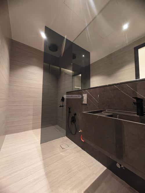 فيلا 4 غرف في النرجس 3