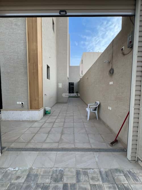 5 bedroom villa in Al Mahdiyyah 1