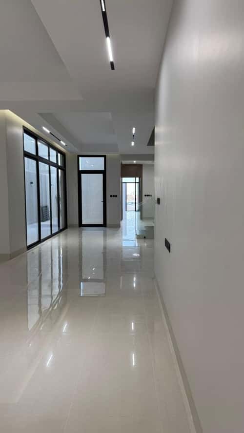 6 bedroom villa in Al Mahdiyyah 8