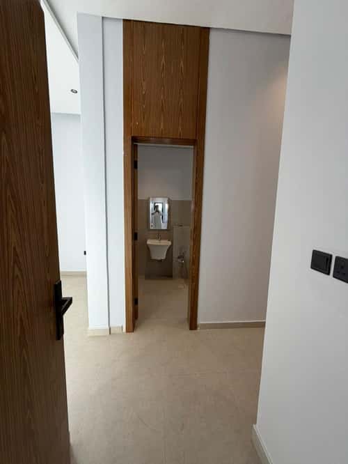 5 bedroom villa in Al Mahdiyyah 5