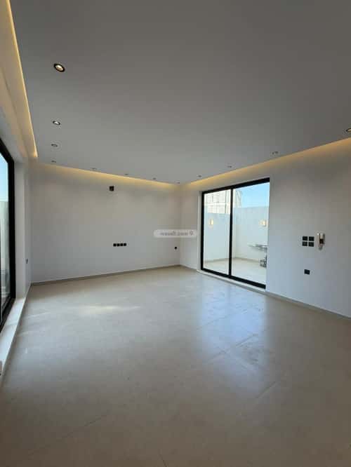 5 bedroom villa in Al Mahdiyyah 16