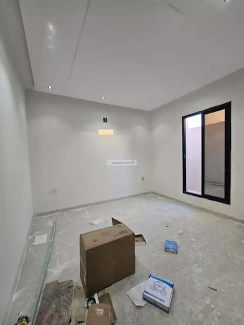 3 bedroom apartment in Al Hazm 6