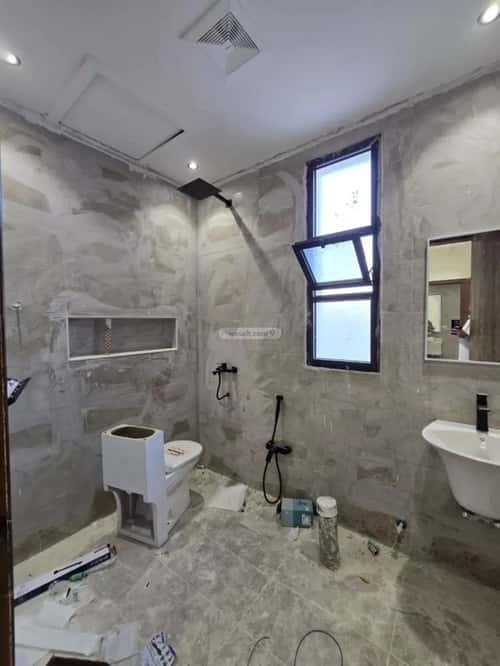 3 bedroom apartment in Al Hazm 8