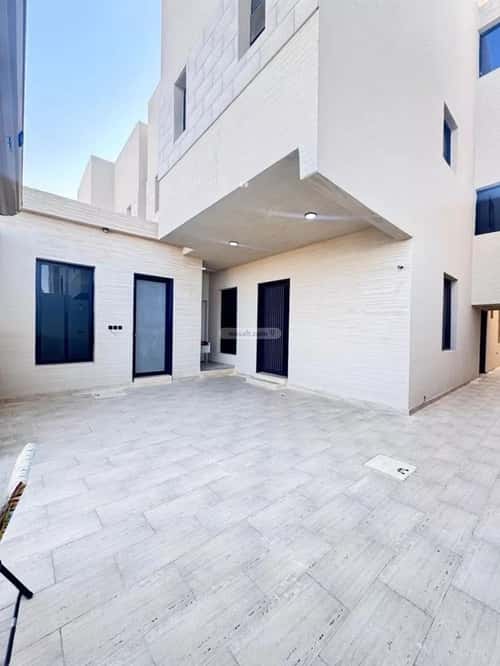6 bedroom villa in Dahiat Namar 3