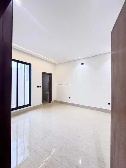 3 bedroom floor in Dahiat Namar 2