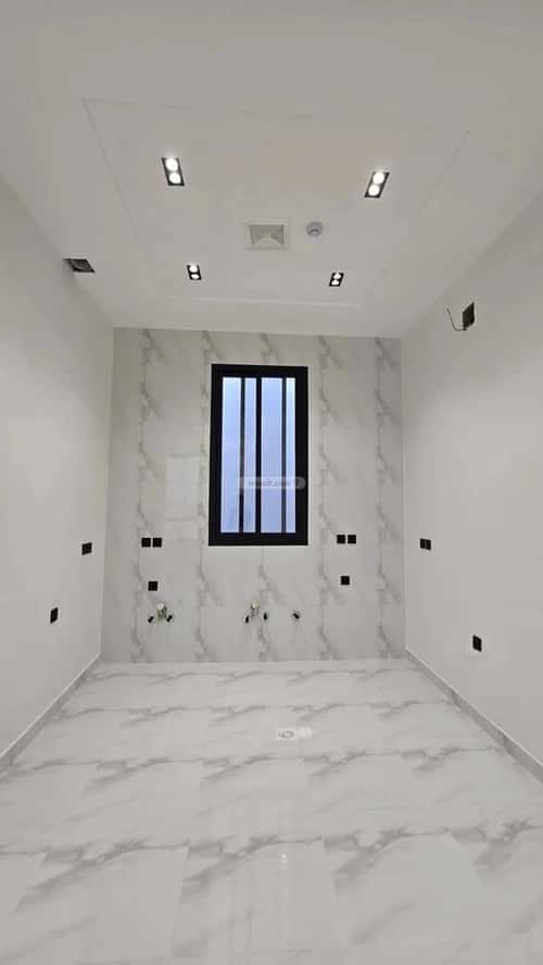 3 bedroom apartment in Al Zahrah 3