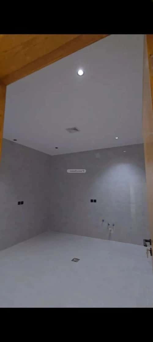 5 bedroom villa in Dahiat Namar 3