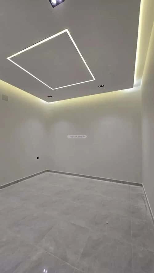 5 bedroom floor in Tuwaiq 2