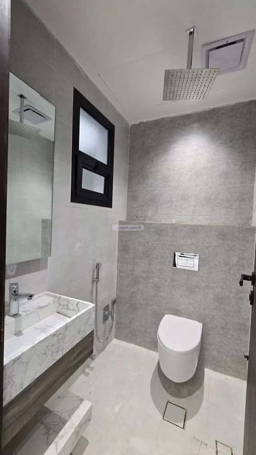 5 bedroom floor in Tuwaiq 6