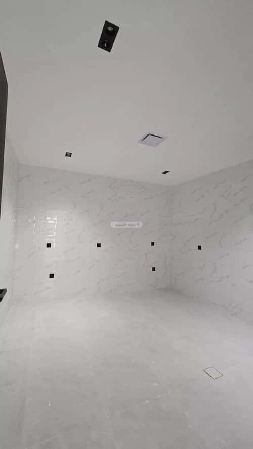5 bedroom floor in Tuwaiq 9