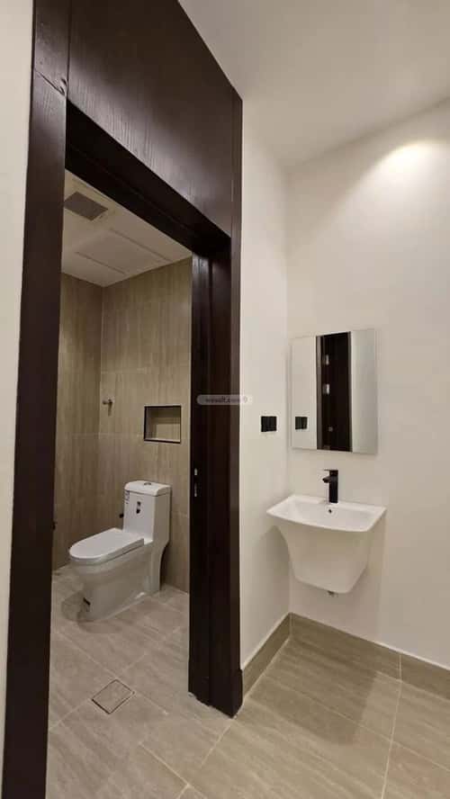 4 bedroom floor in Tuwaiq 9