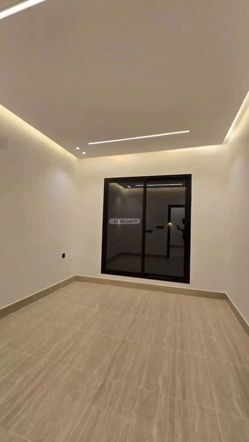 4 bedroom floor in Tuwaiq 7