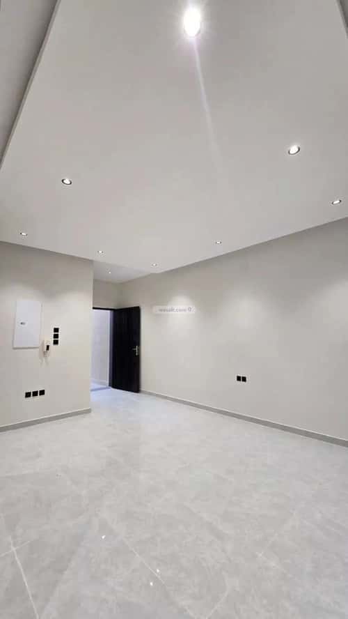 3 bedroom floor in Dahiat Namar 7