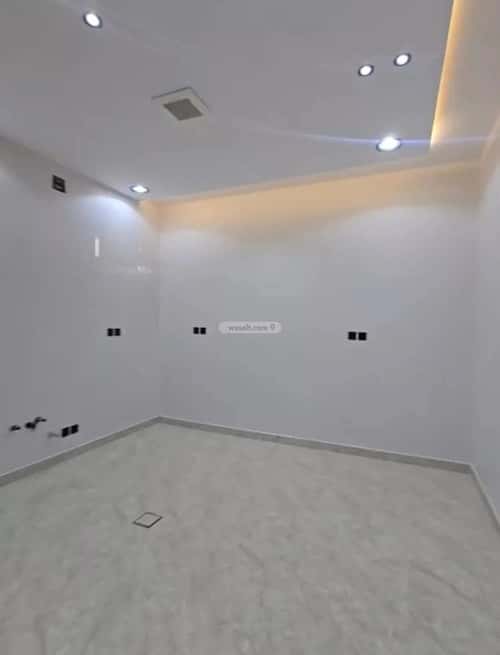 3 bedroom floor in Al Awali 2