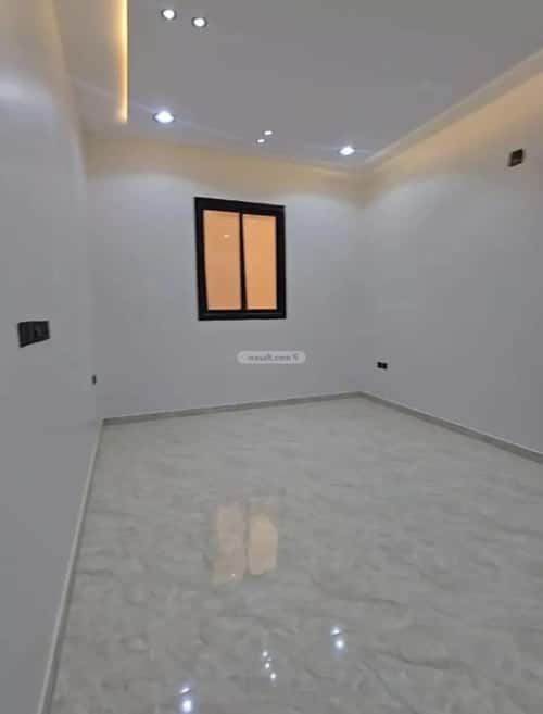 3 bedroom floor in Al Awali 3