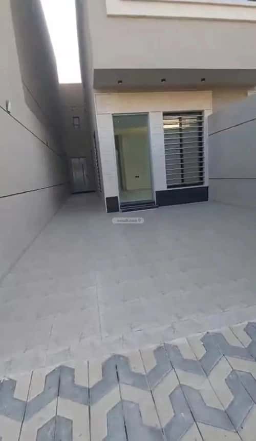 3 bedroom floor in Al Awali 4
