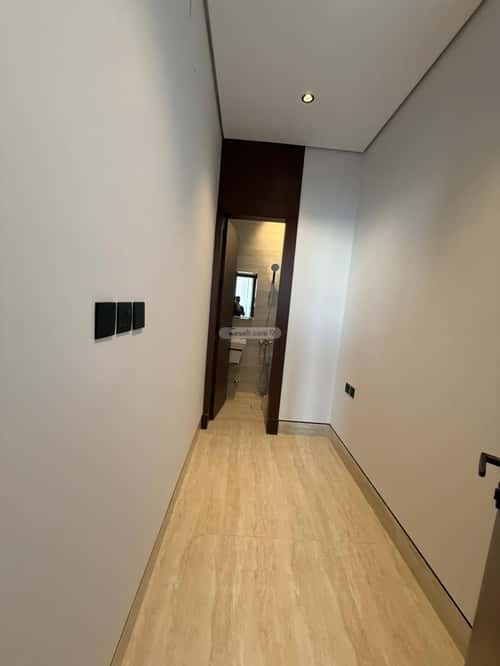 5 bedroom villa in Al Mahdiyyah 4