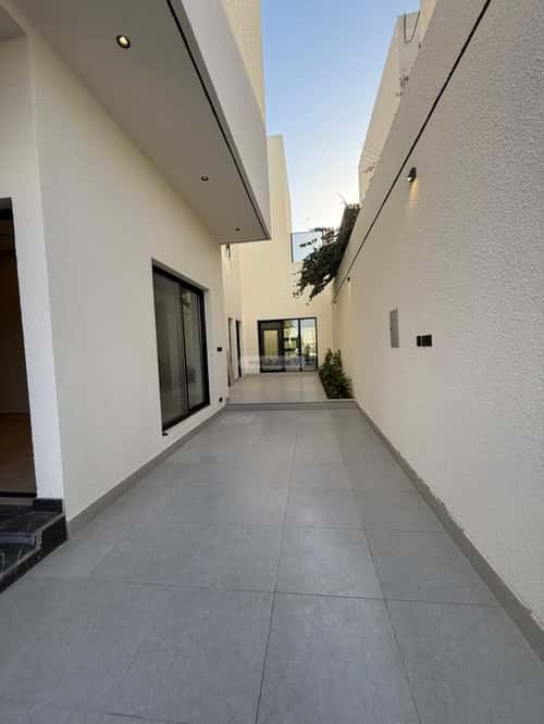5 bedroom villa in Al Mahdiyyah 5