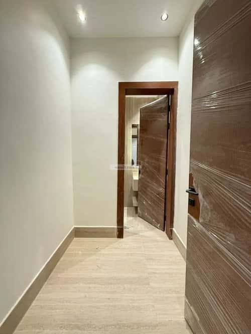 5 bedroom villa in Al Mahdiyyah 2