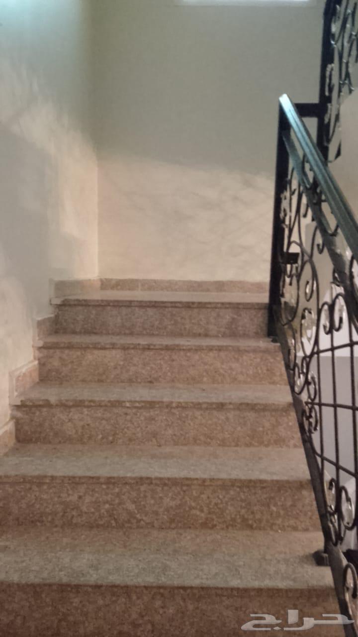 9 bedroom villa in Dhahrat Al Badiah 15