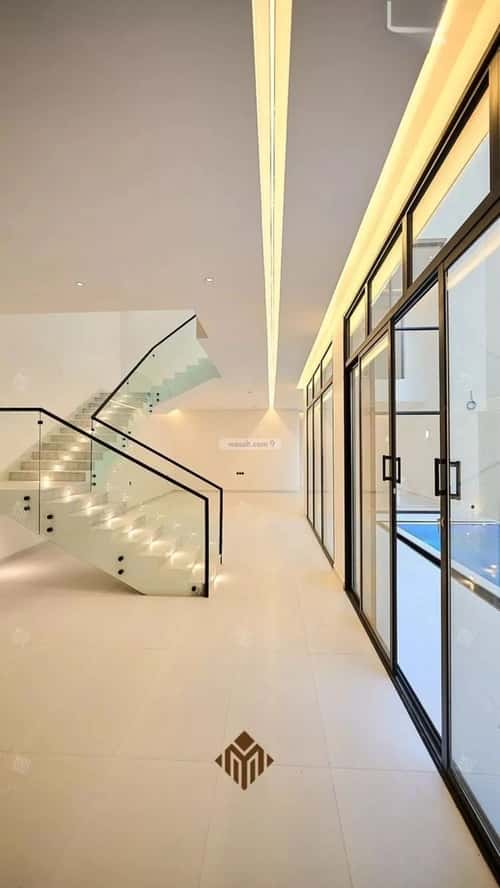 5 bedroom villa in Al Mahdiyyah 1