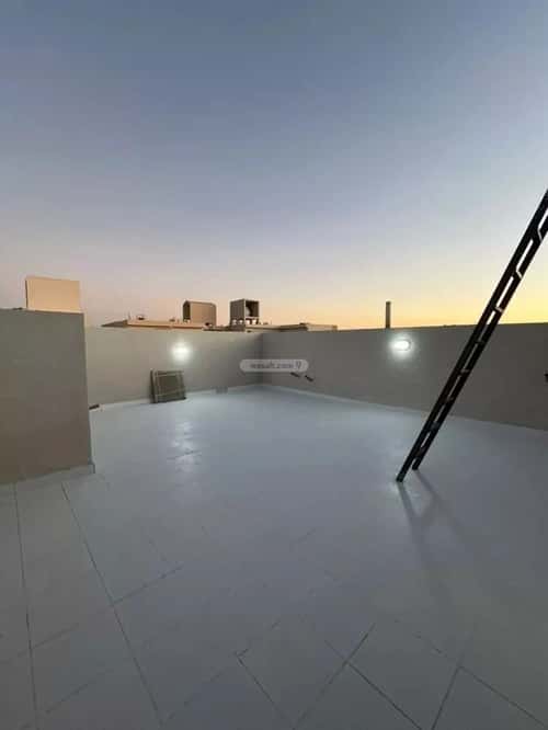 5 bedroom villa in Al Mahdiyyah 2