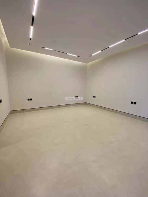5 bedroom villa in Al Mahdiyyah 12