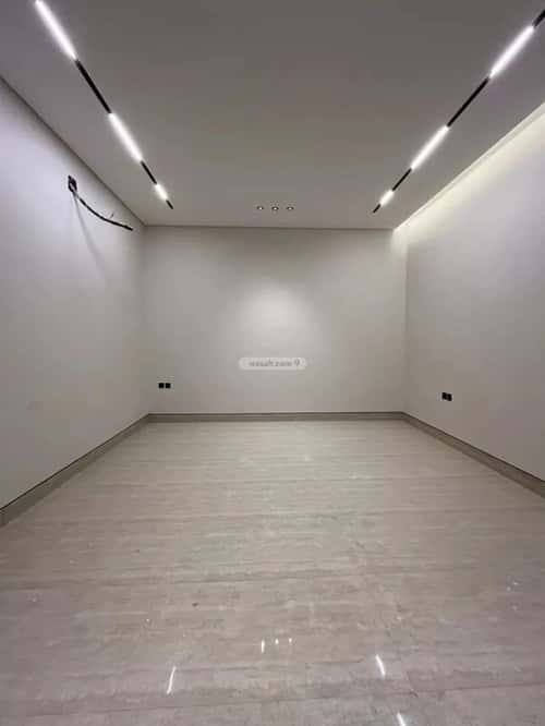 5 bedroom villa in Al Mahdiyyah 12